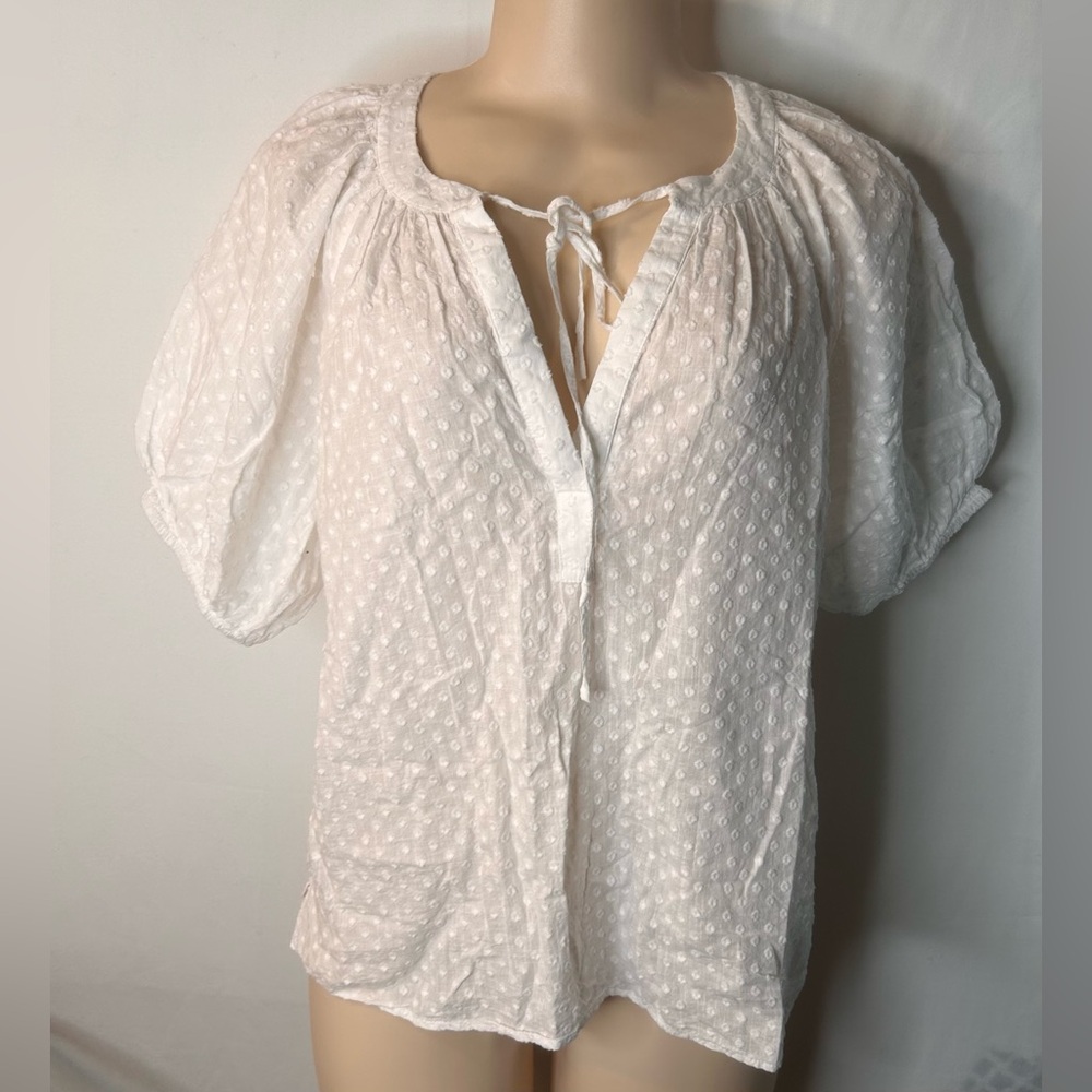 LOFT White Textured Blouse Top with Puff Sleeves White Polka Dot Cotton Size M